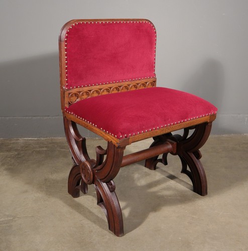 Antique Gothic Priest's Pulpit/Sanctuary Chair Set In Solid Oak and Red Velvet - Picture 5 of 16