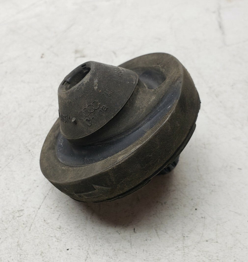 2012-2015 AUDI A6 S6 REAR UPPER SPRING RUBBER MOUNT OEM 4G0512149  