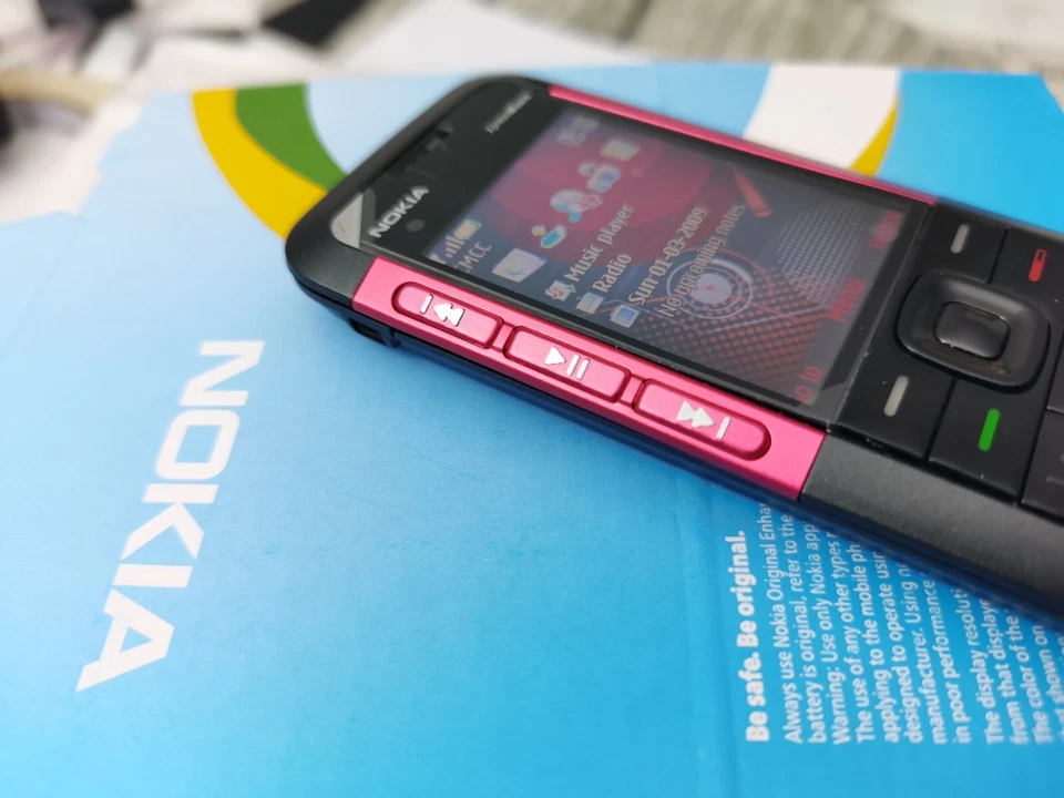 Unlocked Nokia 5310 XpressMusic GSM Bluetooth Radio Mobile Phone Cell Phone - Image 4 of 4