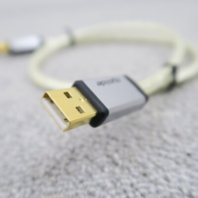Oyaide Continental 5S V2 Ultimate USB 2.0 Cable 0.6 m Type A