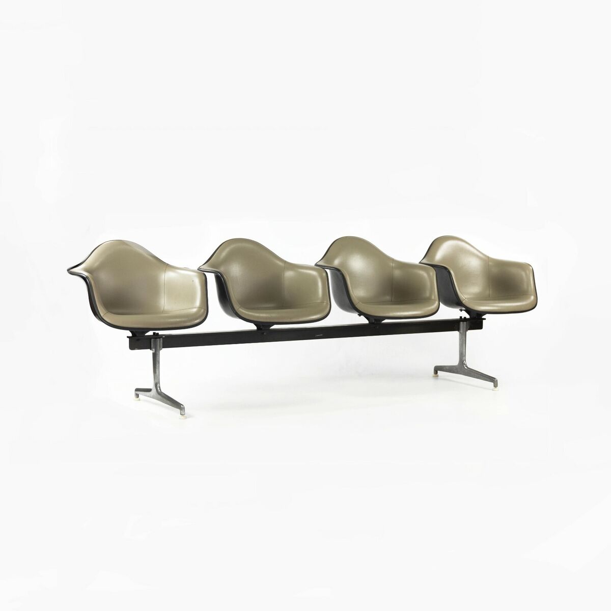 1984 Herman Miller Eames 3734 Tandem Four Seater Arm Shell 1984 Herman Miller Eames 3734 Tandem Four Seater Arm Shell
