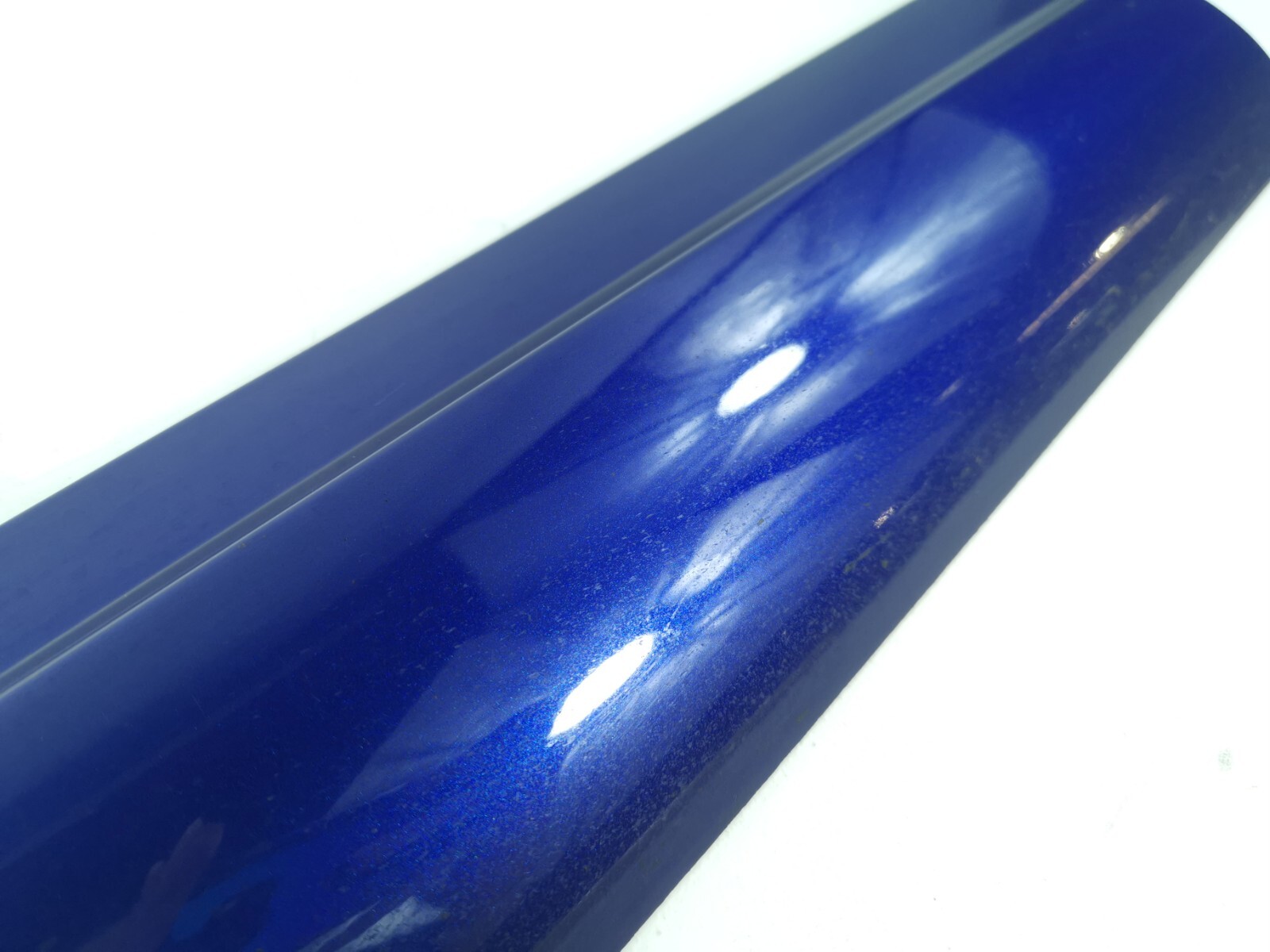 17-20 MASERATI Levante Front Right Side Door Lower Molding Blue 670035235