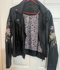 Woman’s Joujou Jacket Black With Embroidered Sleeves Size Large