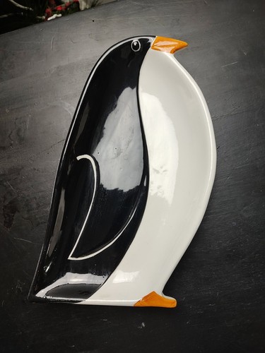 hand painted Penguin shaped dish/tray Italy 12561 By Bresolin rare Find - Picture 6 of 10