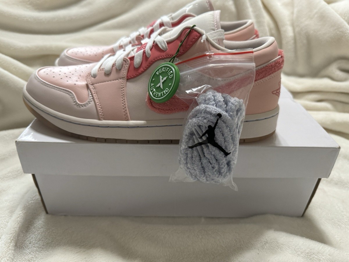 aj1 low mighty swooshes