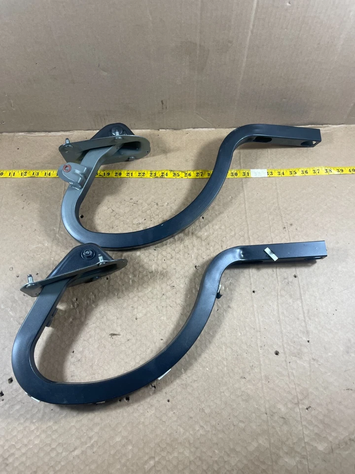 BMW 328i 2012-2015 sedán trasero izquierdo y derecho maletero tapa bisagras juego 4858282 OEM. Foto 3 de 4