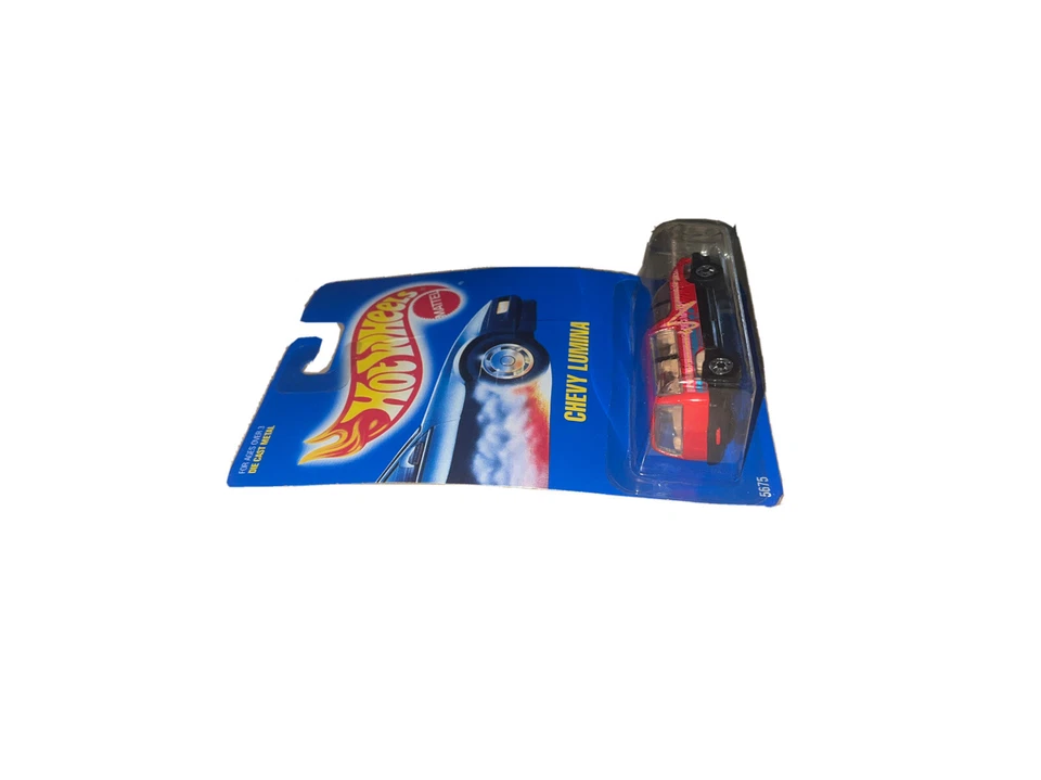 Hot Wheels Chevy Lumina #126 Blue Card 1991 Graphics #5675 Unopened NIP - Image 3 of 3