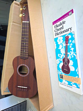 Makala MK-S Soprano Mahogany 4-String Ukulele Brown w/ Box & Chord Book