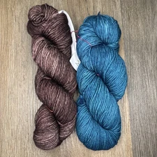 Madelinetosh Yarn Twist DK 2 Skeins “Tidal Basin/Kale” 100% SW Merino 250y Each