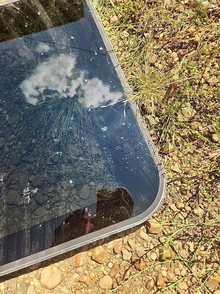 Cadillac DTS y Buick Lucerne 2007-2011 techo corredizo vidrio OEM Foto 4 de 4