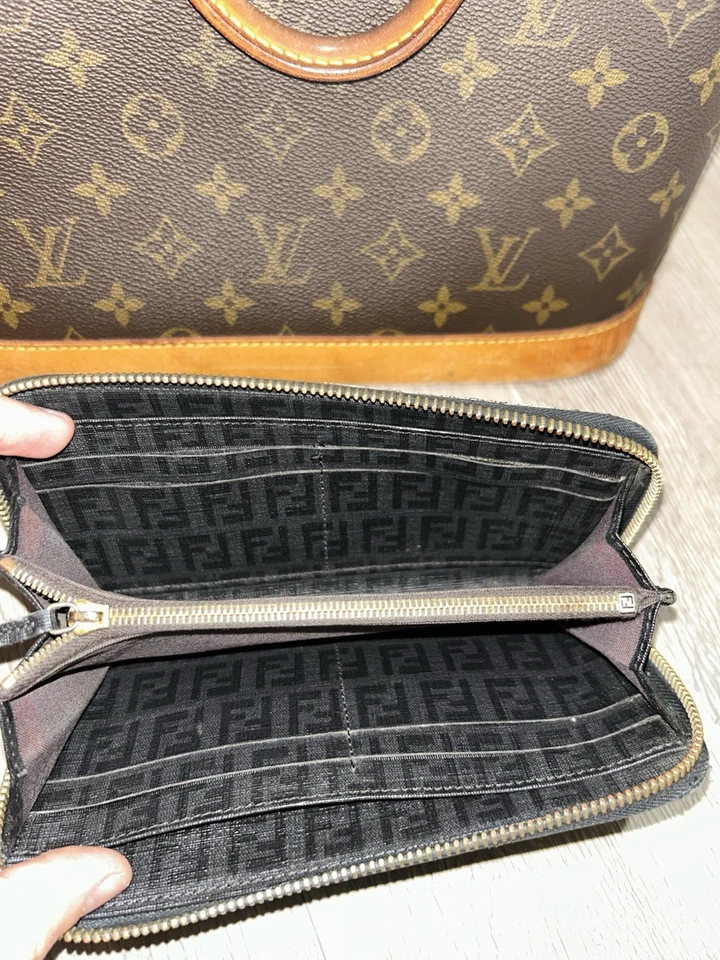 Fendi Rare Black Monogram Zippy Wallet Authentic - Image 3 of 4