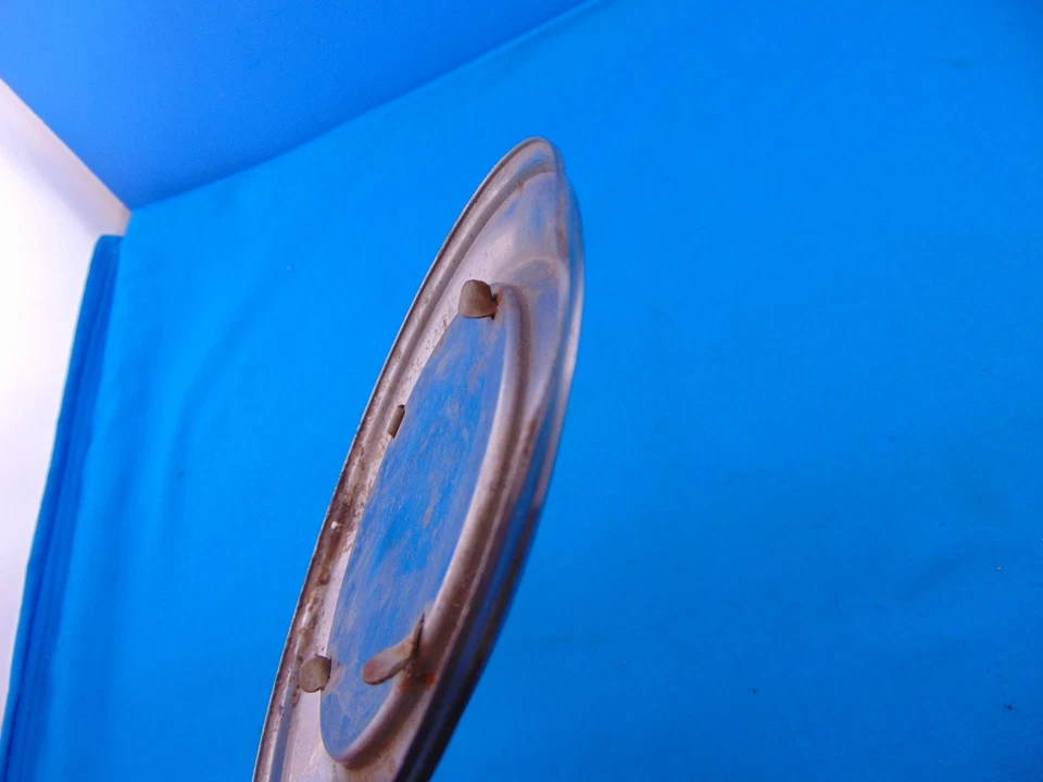 1941 1942 Cadillac Fender Skirt Emblem Part Series 60 62 75 Missing Mounting Bar - Image 4 of 4