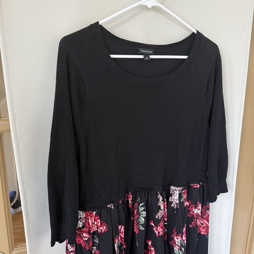 Torrid Damen 2 schwarze geblümte Pullover Challis Kleid - Bild 2 von 8