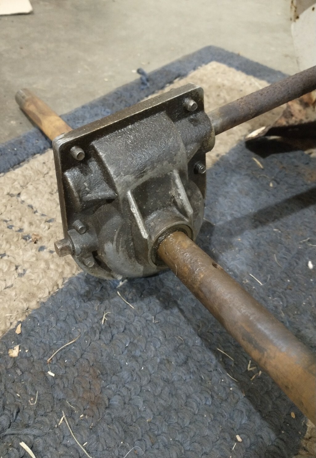 Sears Craftsman 8hp 24" Snowblower auger gear box drive assembly