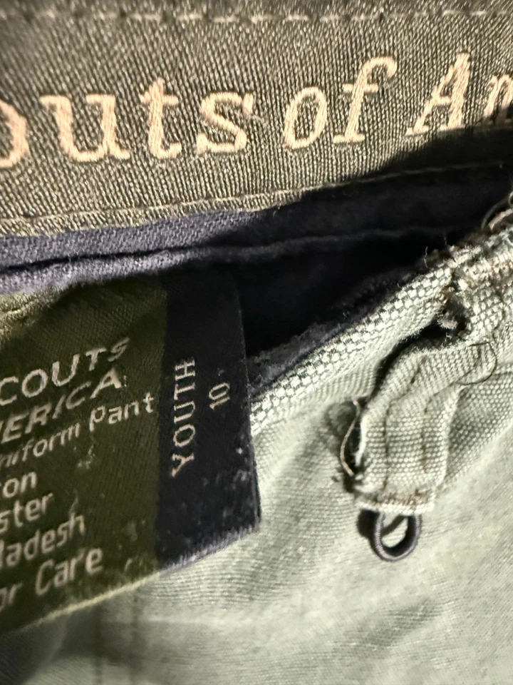 Boy Scouts Cargo Shorts youth Size 10 Green - Image 3 of 4