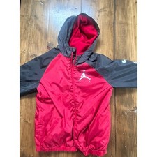 Jordan Boys Red Black Windbreaker Hooded Jacket Jumpman Logo Size Medium 10-12Y