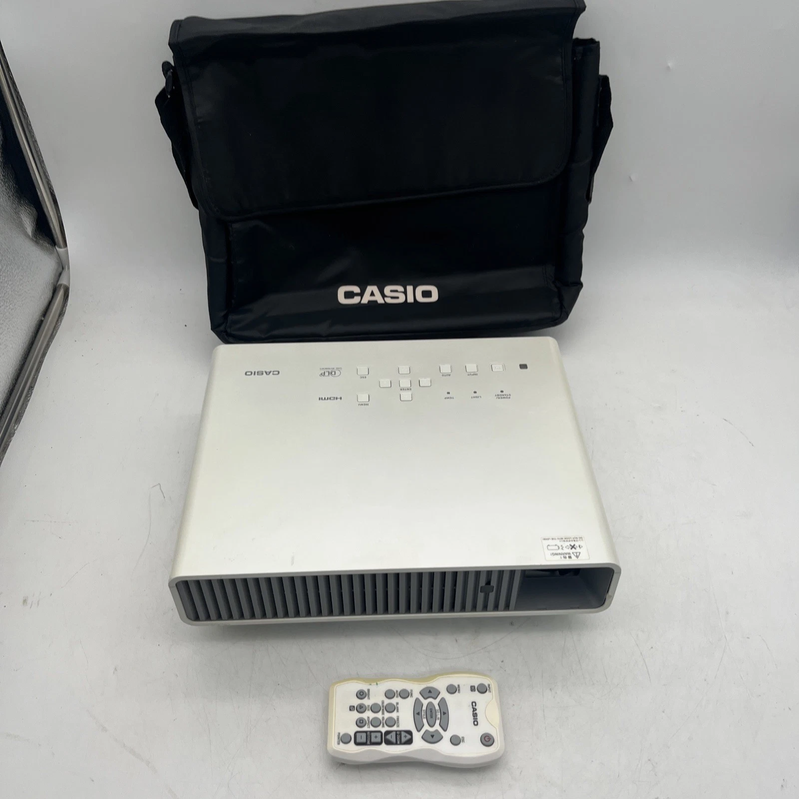 XJ-M240 - Thumbnail 3