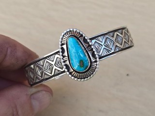Old VTG Native American Navajo Sterling Silver Turquoise Cuff Bracelet Signed ES