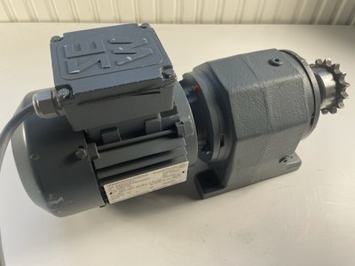 SEW Eurodrive Getriebemotor R43 DT71D4 0,37 KW,  230V,  1320 - R/min  LP: 109F