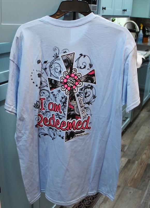 Girlie Girl T-Shirt - I am Redeemed -  Size Large NEW