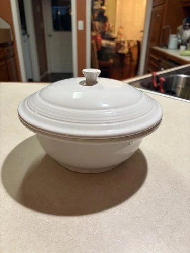 Fiesta Vintage Covered Casserole Serving Bowl White Blue, 9.5"