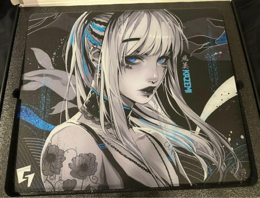 GLSSWRKS Kazemi Premium Glass Mousepad Gaming Mousepad blue GLSSWRKS Kazemi Premium Glass Mousepad Gaming Mousepad blue