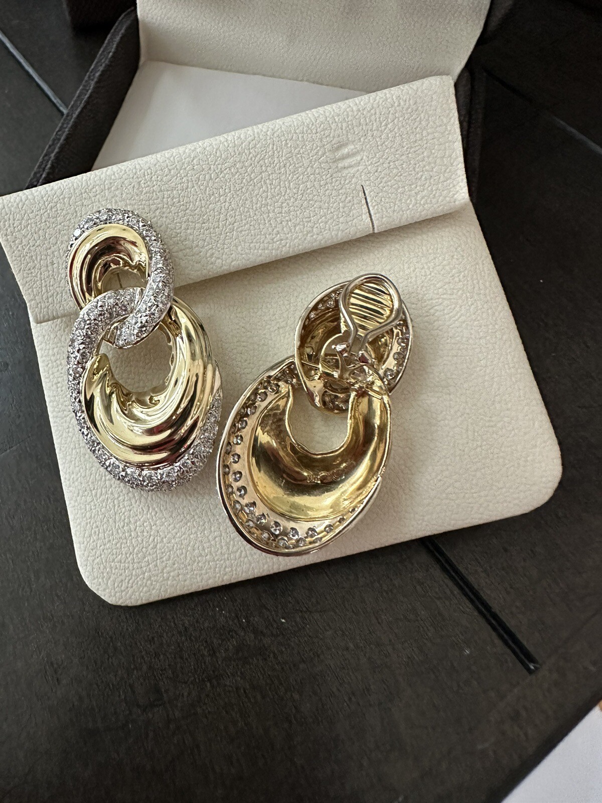 Estate Ladies Extra Large 18k Gold & Diamond Earrings ~ Stunning ๐ - Image 4