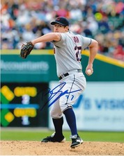 BRYAN SHAW  CLEVELAND INDIANS   ACTION SIGNED 8x10