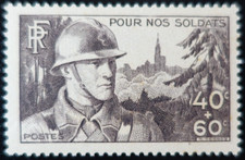 FRANCE TIMBRE FANTASSIN et STRASBOURG N°451 NEUF ** MNH (légère rousseur)