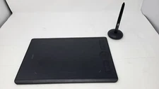 Wacom PTH660 Intuos Pro Digital Graphic Drawing Tablet for Mac PC, Medium, Black