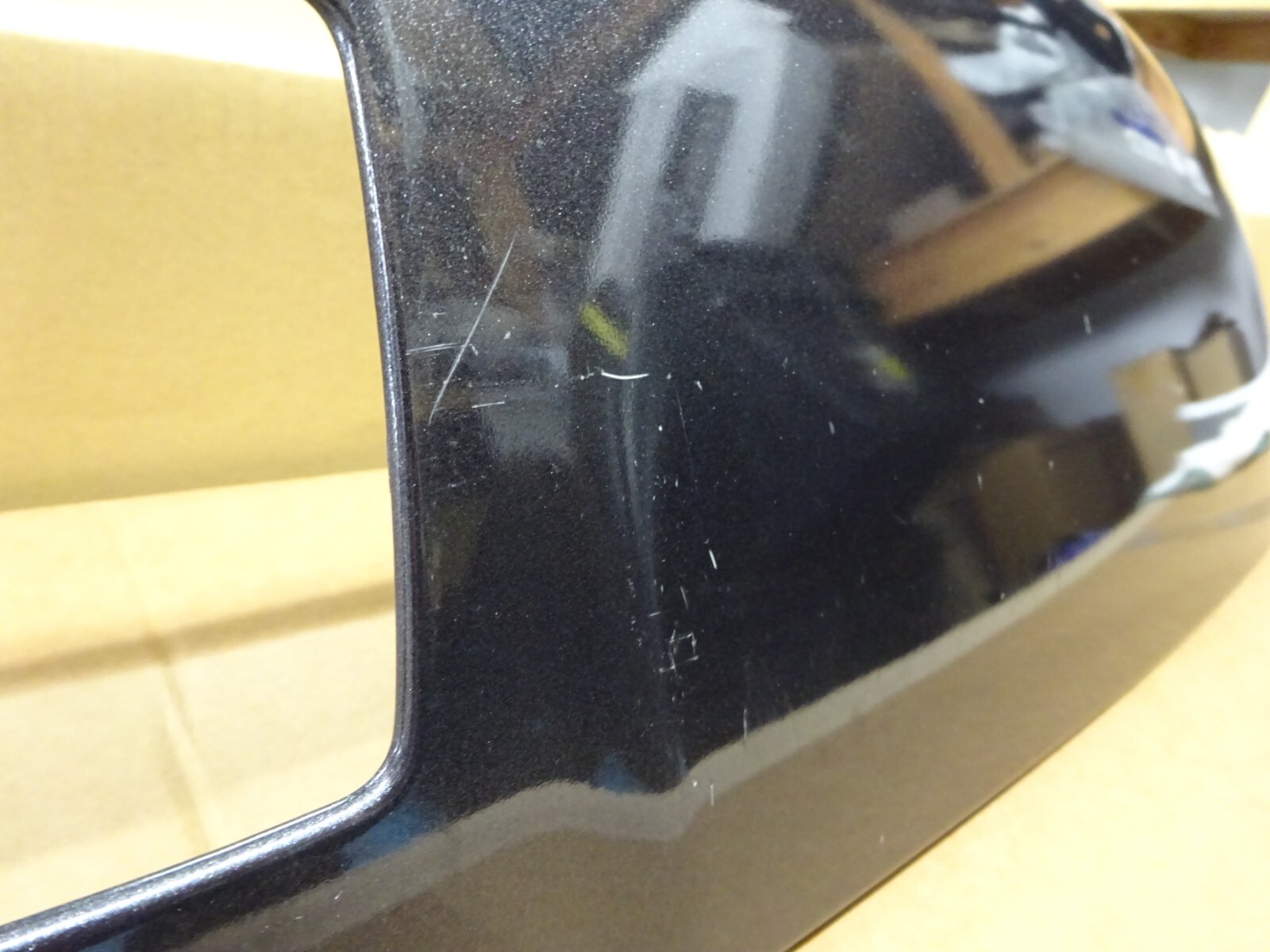 ROLLS ROYCE CULINAN -  UPPER GRILLE TRIM PANEL