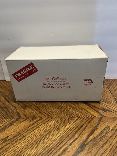 Vtg Danbury Mint 1927 Ford Coca Cola Delivery Truck 1:24 Diecast Unassembled - Picture 14 of 18