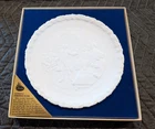 Vintage Fenton Milk Glass Bicentennial Commemorative Plate #1 w/ Box and Papers!
