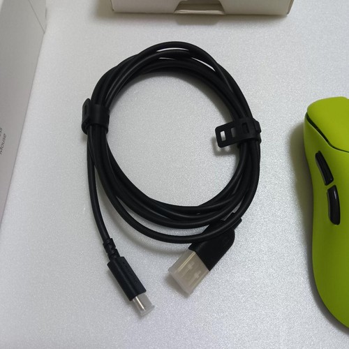 VAXEE E1 4K Wireless Gaming Mouse Lime Green Used/Good condition - Picture 4 of 11