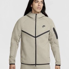 Nike Tech Full Zip Fleece Windrunner Men  s Medium Light Army Green HV0949-320