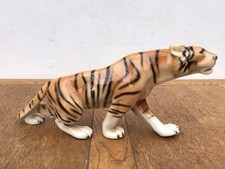 LARGE VINTAGE ROYAL DUX PORCELAIN STALKING TIGER 37cm Long