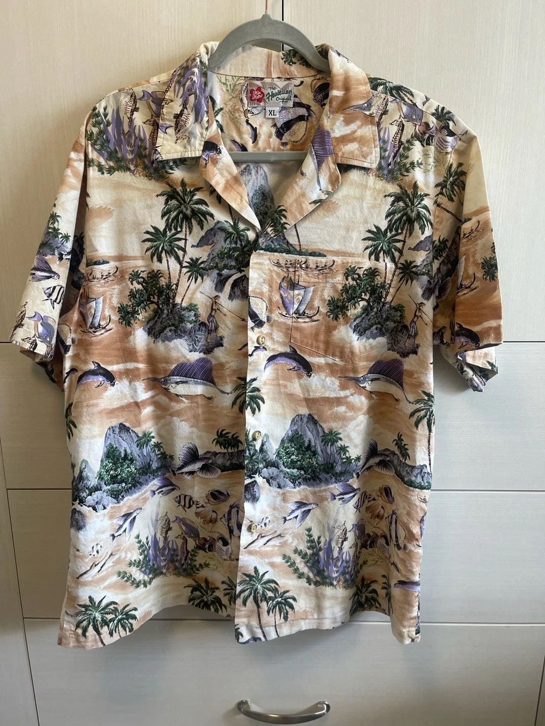 Hilo Hattie The Hawaiian Original Men's XL Tropical Fish Print Button Down Shirt