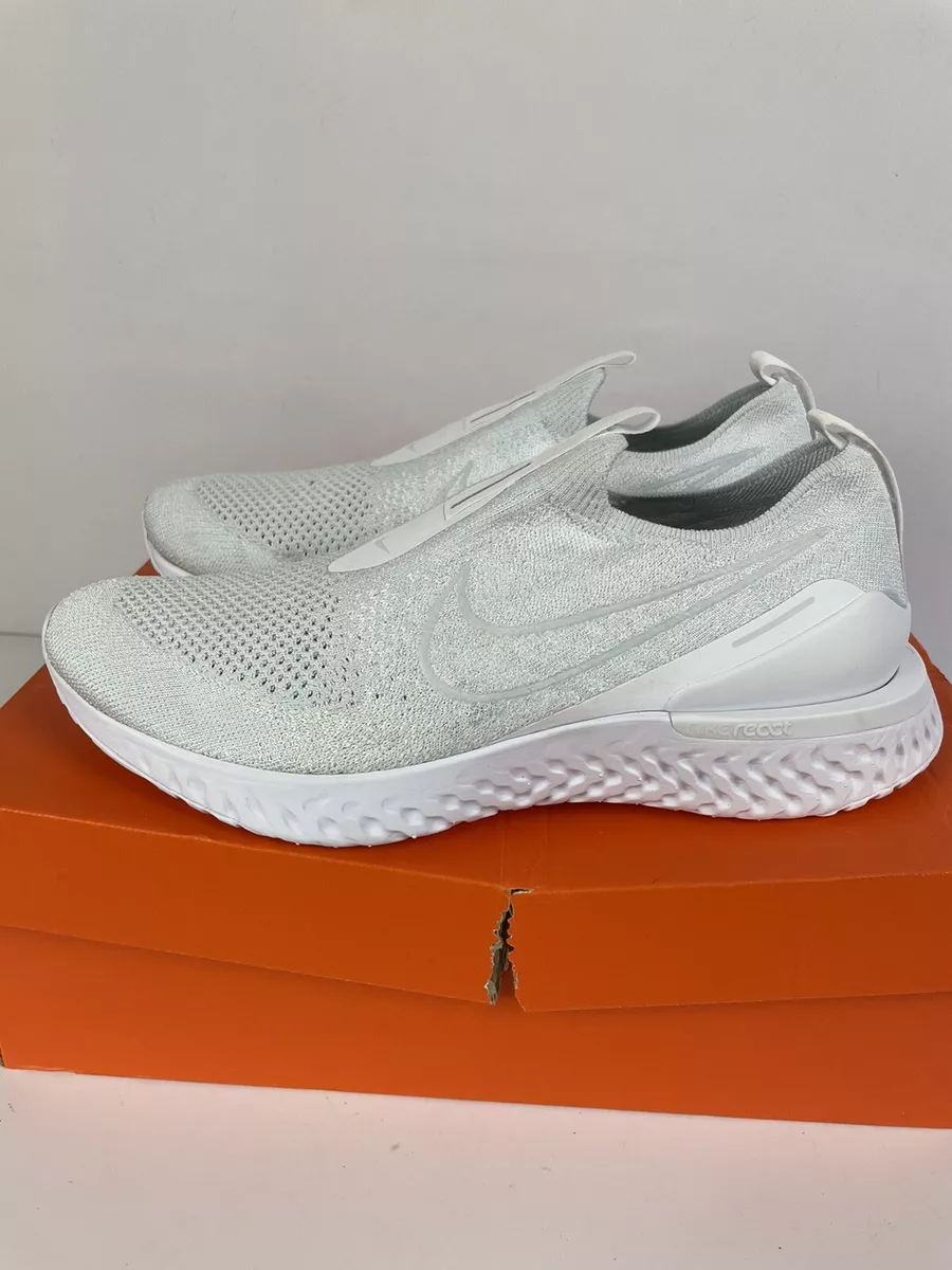 Nike women's epic phantom best sale react flyknit running shoes
