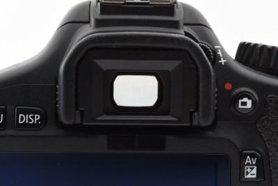 Canon EOS Kiss X4 DSLR Camera + Standard Lens Kit 15.1MP Used rare