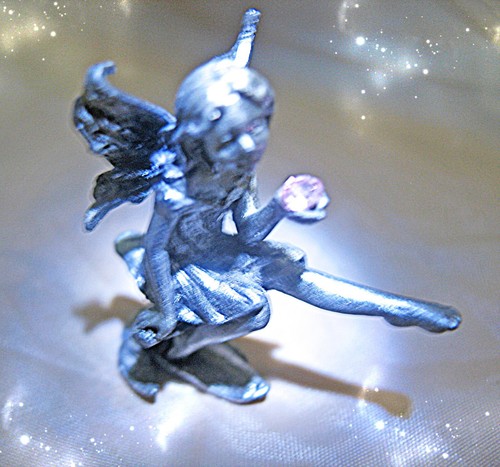 LITTLE PEWTER FAIRY TALISMAN OF LUCK AND FORTUNE COVEN OF CASSIA4 - Picture 2 of 2