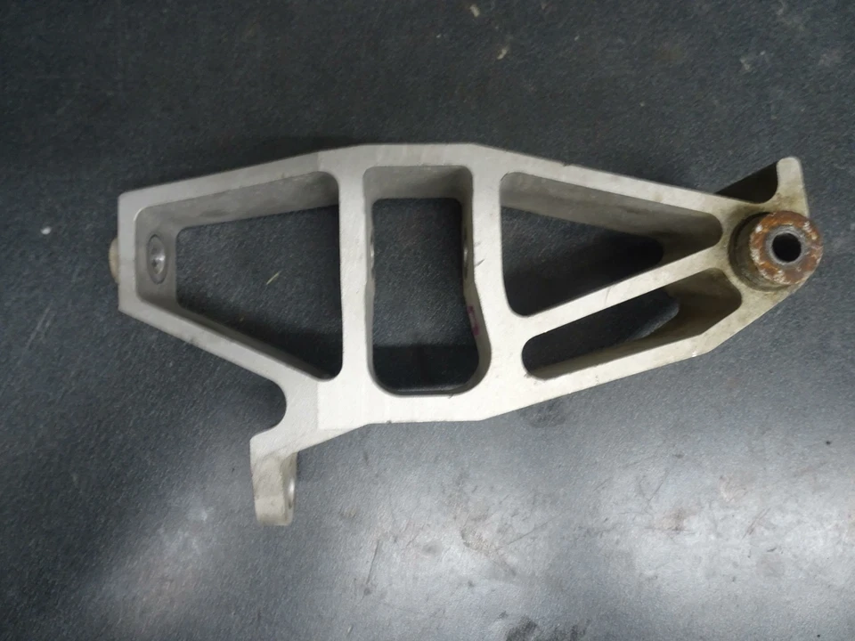 Polaris OEM Right Front Steering Arm Spindle Knuckle 1823741 Assualt Pro RMK - Image 2 of 4