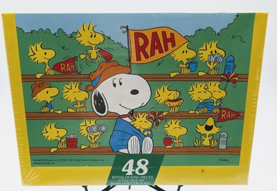 Vintage Springbok Hallmark Peanuts SNOOPY WOODSTOCK 48-pc Puzzle, RAH Go Team!