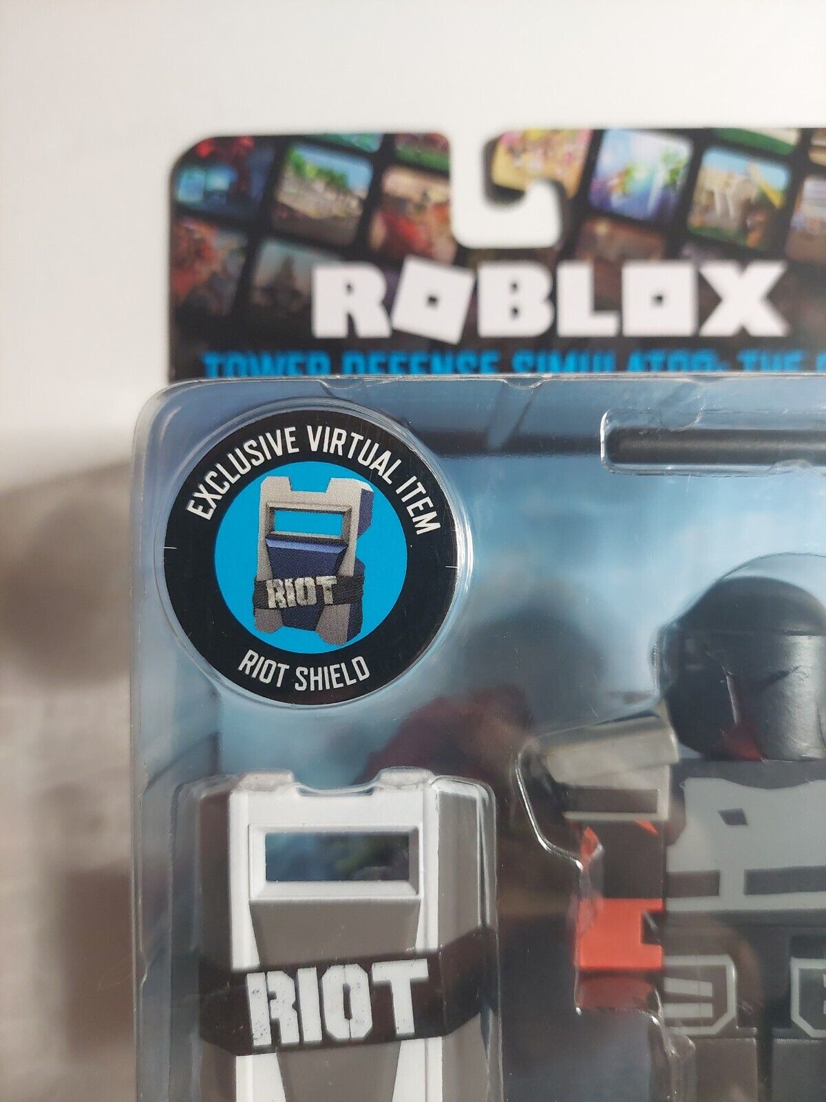 Roblox - Tower Defense Simulator The Riot & Exclusive Virtual Item Code  2022 NIB