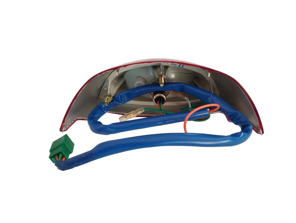 Grupo de parada de faros traseros para KYMCO VENOX 250 2002-2009 Foto 3 de 4