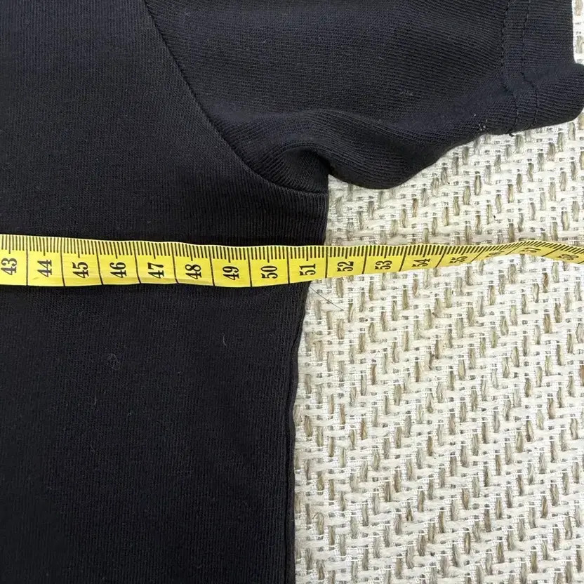 Moncler Men's 23SS Heart Logo Short Sleeve T-Shirt M Authentic thumbnail 9