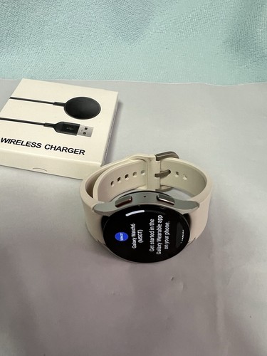 Samsung Galaxy Watch6 SM-R930 40mm Gold Aluminum Case with Cream Sport Band... - Zdjęcie 2 z 4