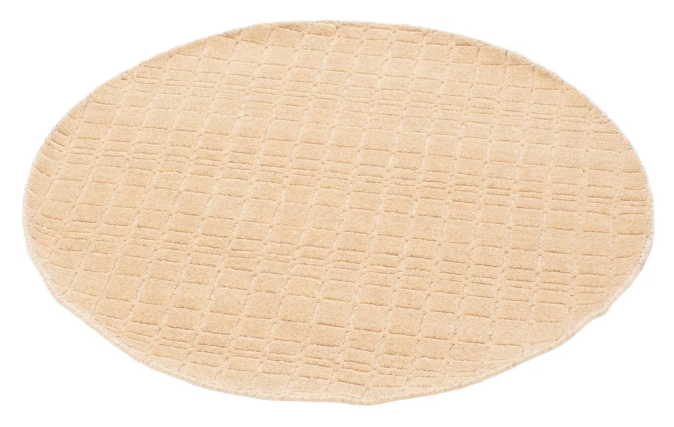 Hand loomed Area Rug 3'11" x 3'11" Traditional Wool Oriental Carpet - Image 3 of 4