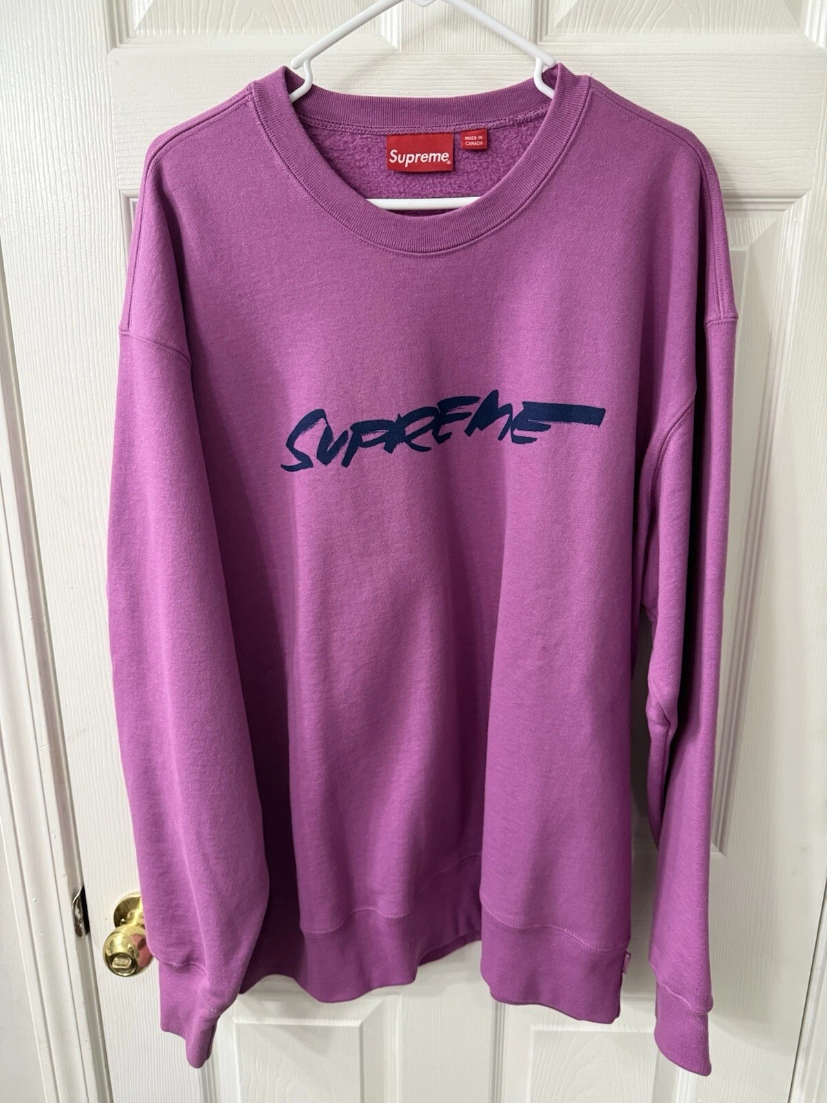Sweat col rond logo Supreme Futura taille XL violet vif FW20