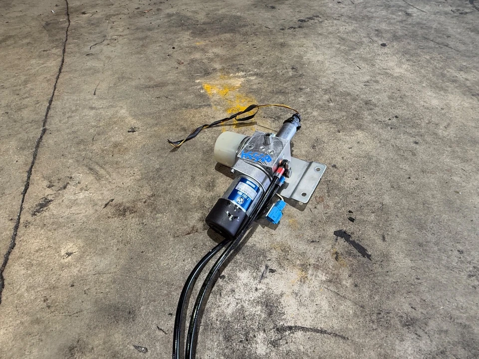 ✅ Bomba elevadora hidráulica original BMW 745i 750i 2002-2008 para maletero OEM 745i 750i OEM 7202865 Foto 3 de 4