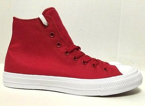 chuck taylor ii red